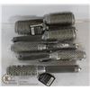 Image 1 : LOT OF 6 CERAMIC HAIRBRUSHES.