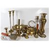 Image 1 : LOT OF VARIOUS BRASS ITEMS