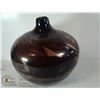 Image 1 : BROWN AND GOLD ART GLASS VASE