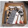 Image 1 : LARGE BOX WITH 5 POWER BARS AND EXTENSION