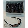 Image 1 : BOX OF BEVELLESS MATTE BLACK SUNGLASSES 400UV