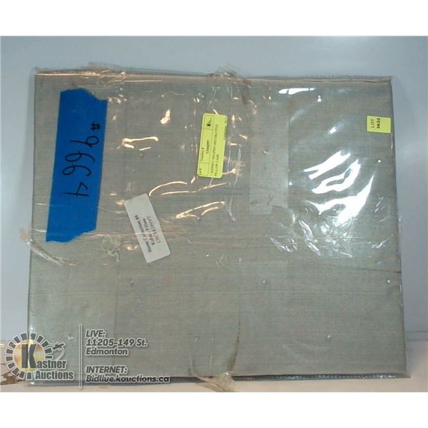 1 KIDNEY SHAPED DECORATIVE PILLOW CASE