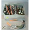 Image 1 : BOX OF ORANGE AND SILVER REFLECTIVE SUNGLASSES.