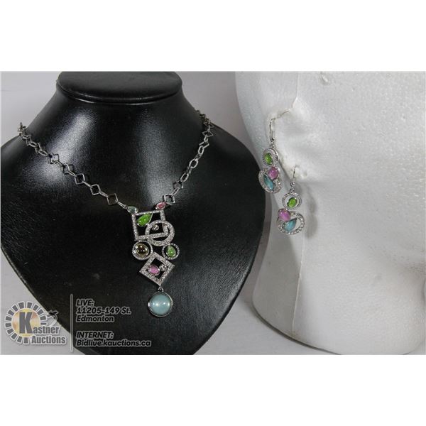 SILVERTONE NECKLACE AND EARING SET