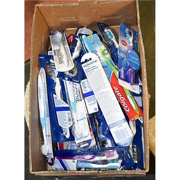 FLAT LOT OF BRAND NAME TOOTHBRUSHES