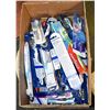 Image 1 : FLAT LOT OF BRAND NAME TOOTHBRUSHES