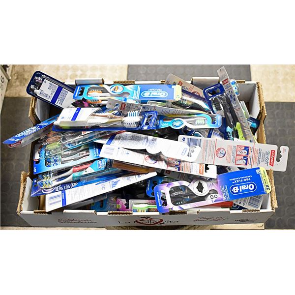FLAT LOT OF BRAND NAME TOOTH BRUSHES