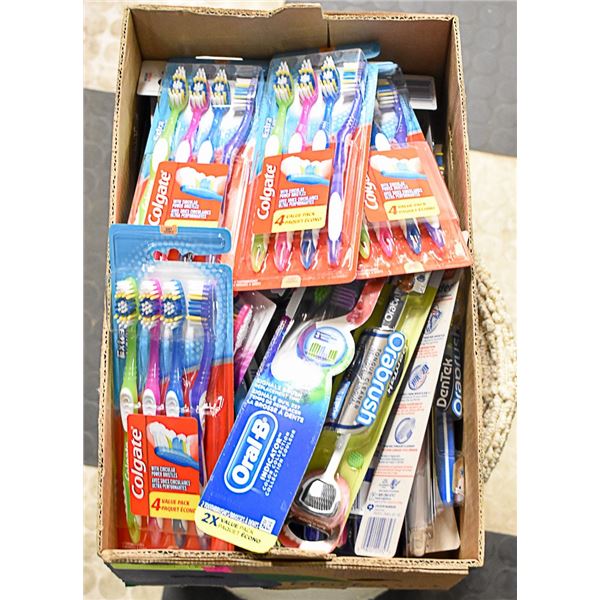FLAT LOT OF BRAND NAME TOOTH BRUSHES