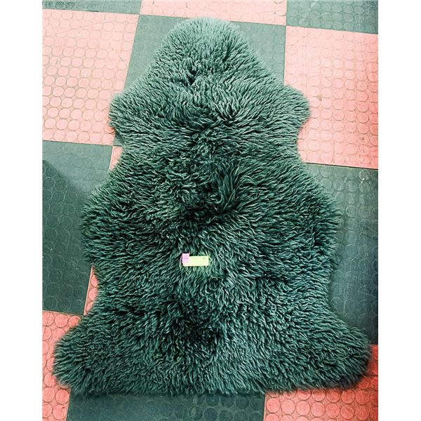 SMOKY QUARTZ GREY SHEEPSKIN RUG