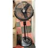 Image 1 : HONEYWELL COMMERCIAL GRADE 14" FLOOR FAN, 2 SPEED