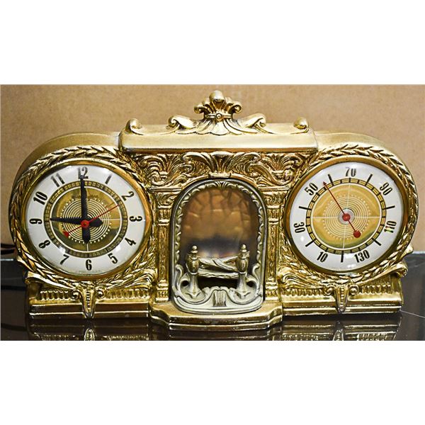 MASTERCRAFTER CLOCK WITH MOTION FIRE PLACE LIGHT