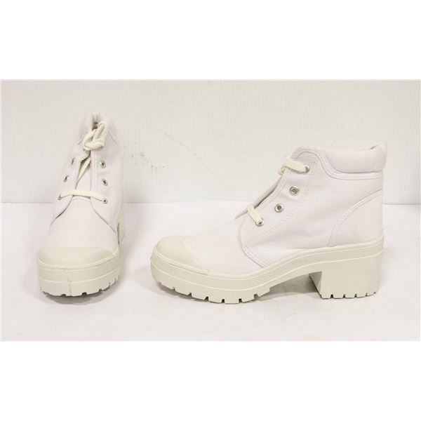 CHINESE LAUNDRY LA ONCE MORE SIZE: 6.5 SHOES