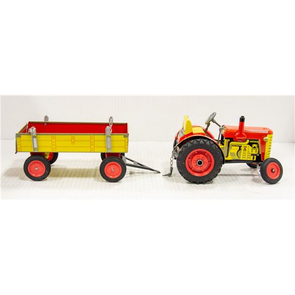 TIN TRACTOR WITH KEY TO WIND UP TOY