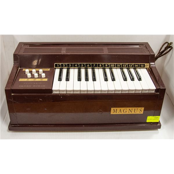 ELECTRIC CHORD ORGAN MAGNUS