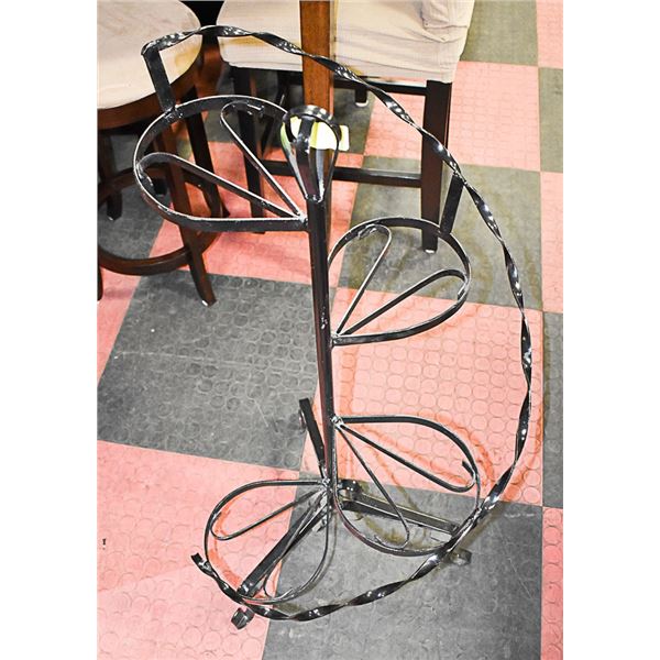 4 TEIR IRON PLANT STAND
