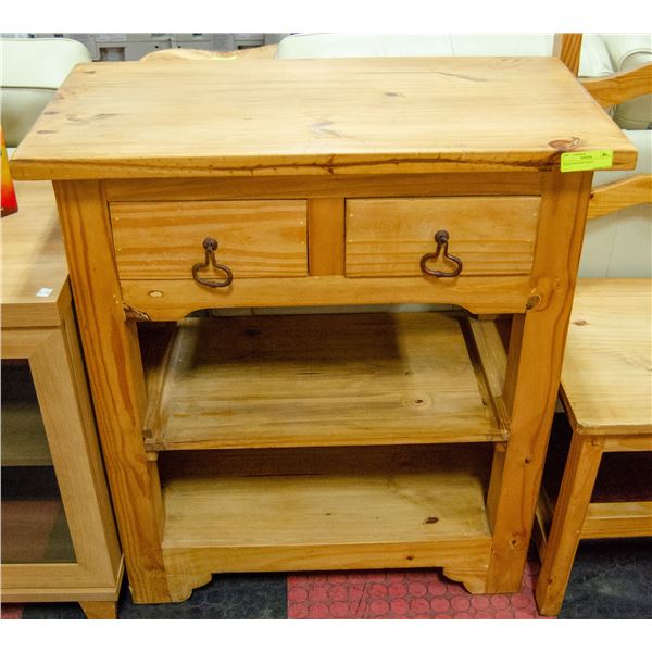 SOLID OAK END TABLE
