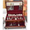 Image 1 : WOOD CASE SET OF GENUINE SILVER SILVERWARE