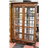 Image 1 : HEKMAN WOOD DISPLAY CABINET