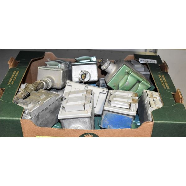 ELECTRICAL OUTLET RECEPTACLE