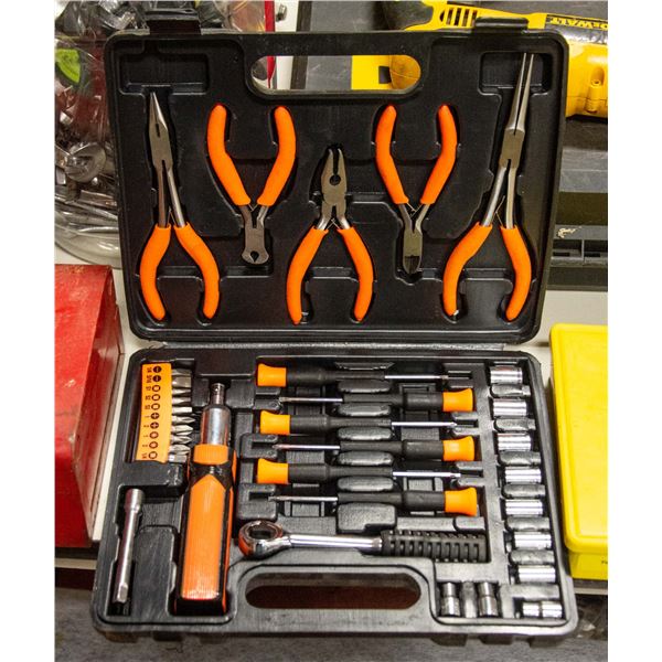 PRECISION PLYER SET IN PLASTIC CASE