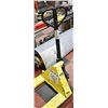 Image 1 : YELLOW PALLET JACK / 5,500LBS. 7DAY WARRANTY