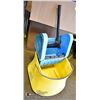 Image 1 : COMMERCIAL MOP PAIL AND WRINGER
