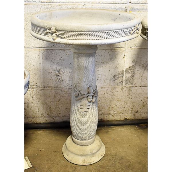 CONCRETE BIRDBATH 16" X 23"