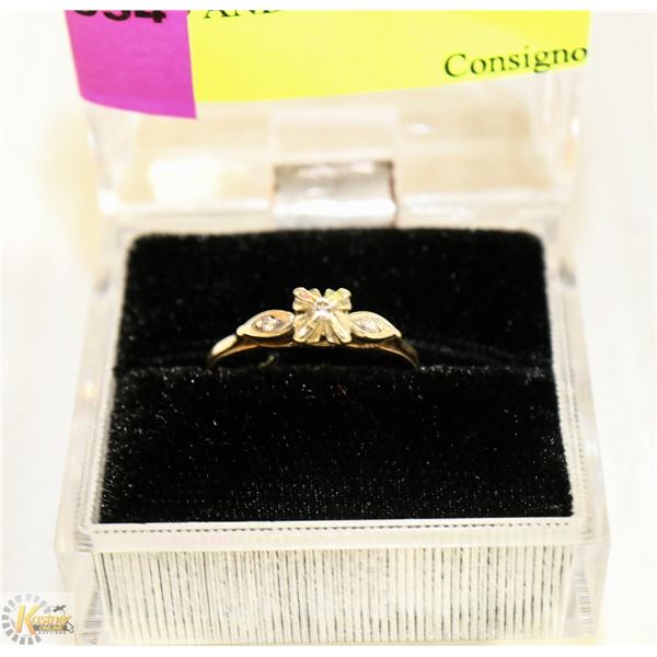 14K GOLD AND DIAMOND RING