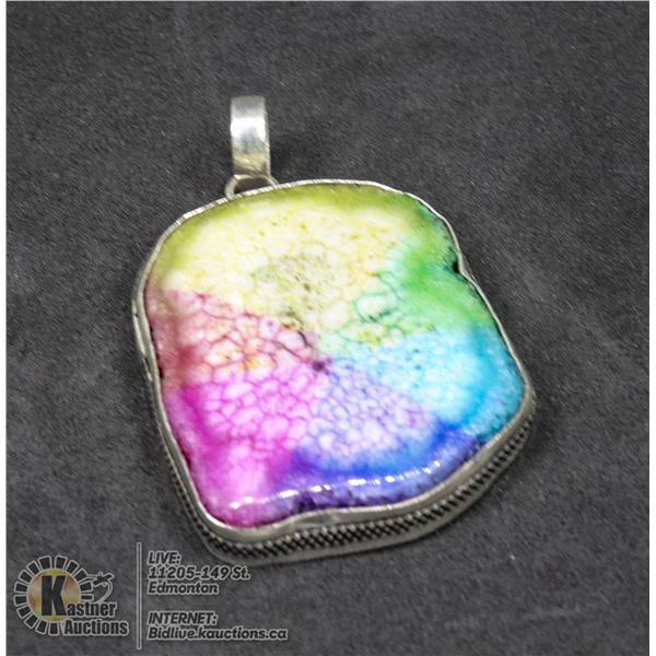 #29-RAINBOW SOLAR QUARTZ PENDANT