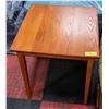 Image 1 : SIDE TABLE
