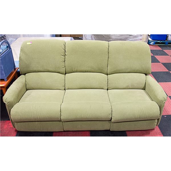 RECLINER COUCH