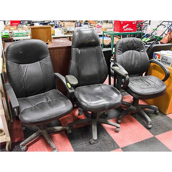 LOT OF 3 HYDRAULIC LIFT OFFICE CHAIRS, SOLD WITH