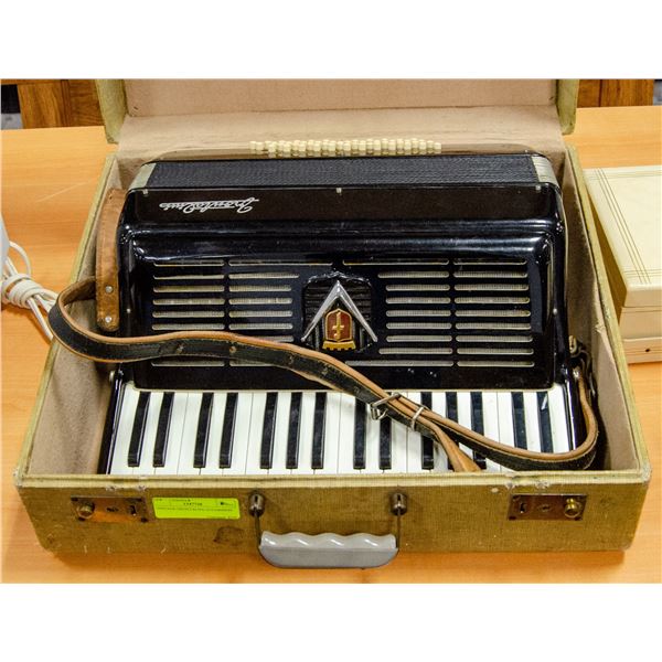 VINTAGE FRONTALINI ACCORDION