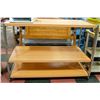 Image 1 : TABLE ON CASTORS 30" WIDE X 5FT. LONG