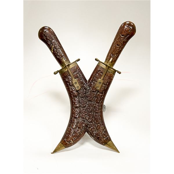 VINTAGE HAND CARVED WOOD & BRASS DOUBLE