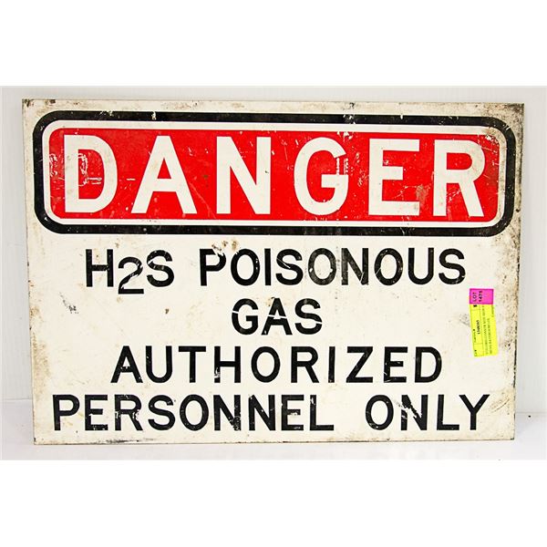 VINTAGE CONSTRUCTION SITE SIGN FOR MENS BATHROOM