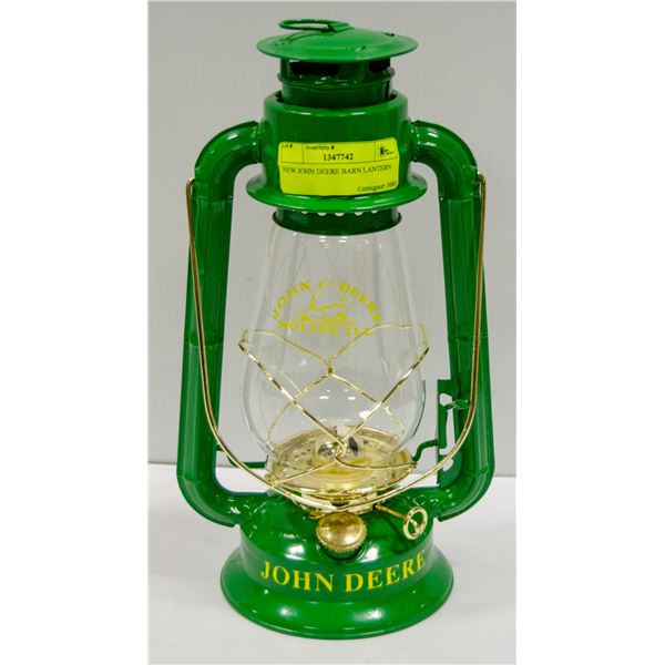 NEW JOHN DEERE BARN LANTERN.