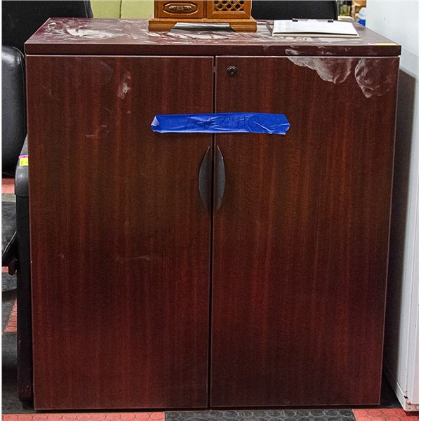 2 DOOR CABINET