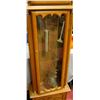 Image 3 : VINTAGE GRANDFATHER CLOCK- BATTERY OPERATED-