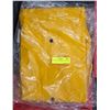 Image 1 : YELLOW 3 PIECE RAIN SUIT XL SIZE