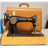 Image 1 : ANTIQUE SINGER SEWING MACHINE MODEL JB269369