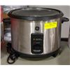 Image 1 : GE 10-CUP/1.8 L RICE COOKER