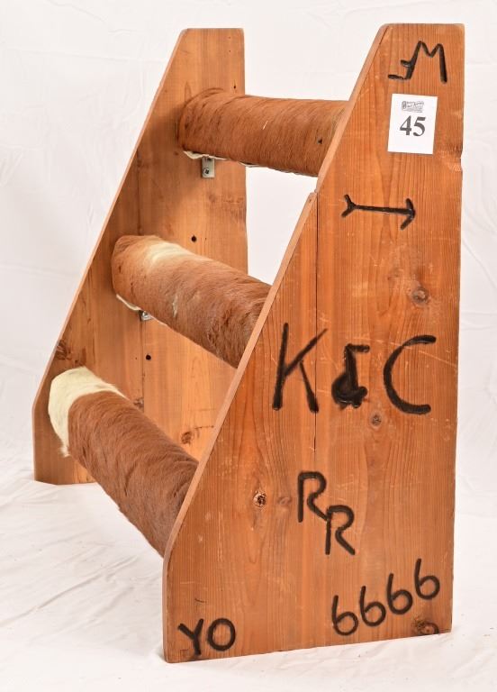 Ricky Henson's Spur Display Stand