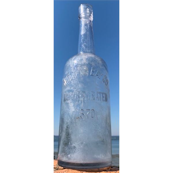 #65 – Rare HUDSONS BAY CO. INCORPORATED 1670 – Clear Whiskey Cylinder Bottle
