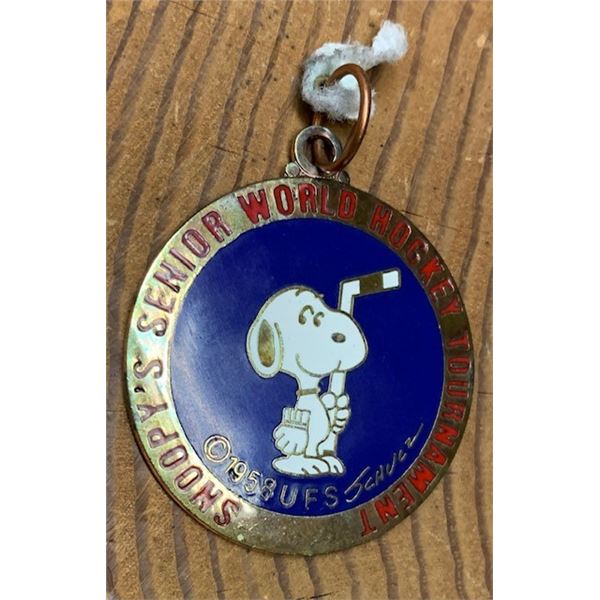 #75 - Enameled Medallion Pendant - SNOOPYS SENIOR WORLD HOCKEY TOURNAMENT