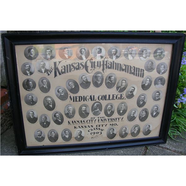 #89 - RARE - MEDICAL DOCTORS Portrait PHOTOS - CLASS OF 1903, Orig. Frame - CURRY PHOTOGRAPHER