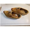 Image 2 : PAIR OF WOODEN DUTCH SHOES