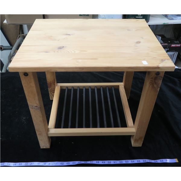 Small Table 18"×20"×16"