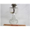 Image 3 : Antique Oil Lamp no damage