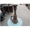 Image 2 : Vintage 10 Ton Truck Jack